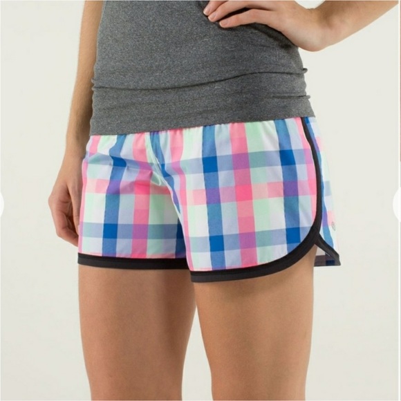 Lululemon | Groovy Run Short 2 Way Stretch - Picture 4 of 8